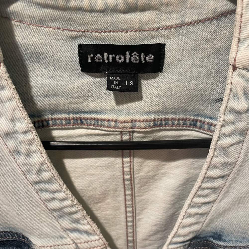 Women's Light Blue Jeans
